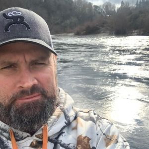 Meet your Posher, Casey